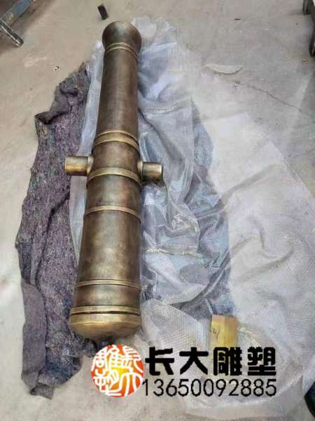 铸铜炮筒